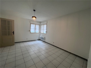 appartement à la location -   25000  BESANCON, surface 34 m2 location appartement - APR679179